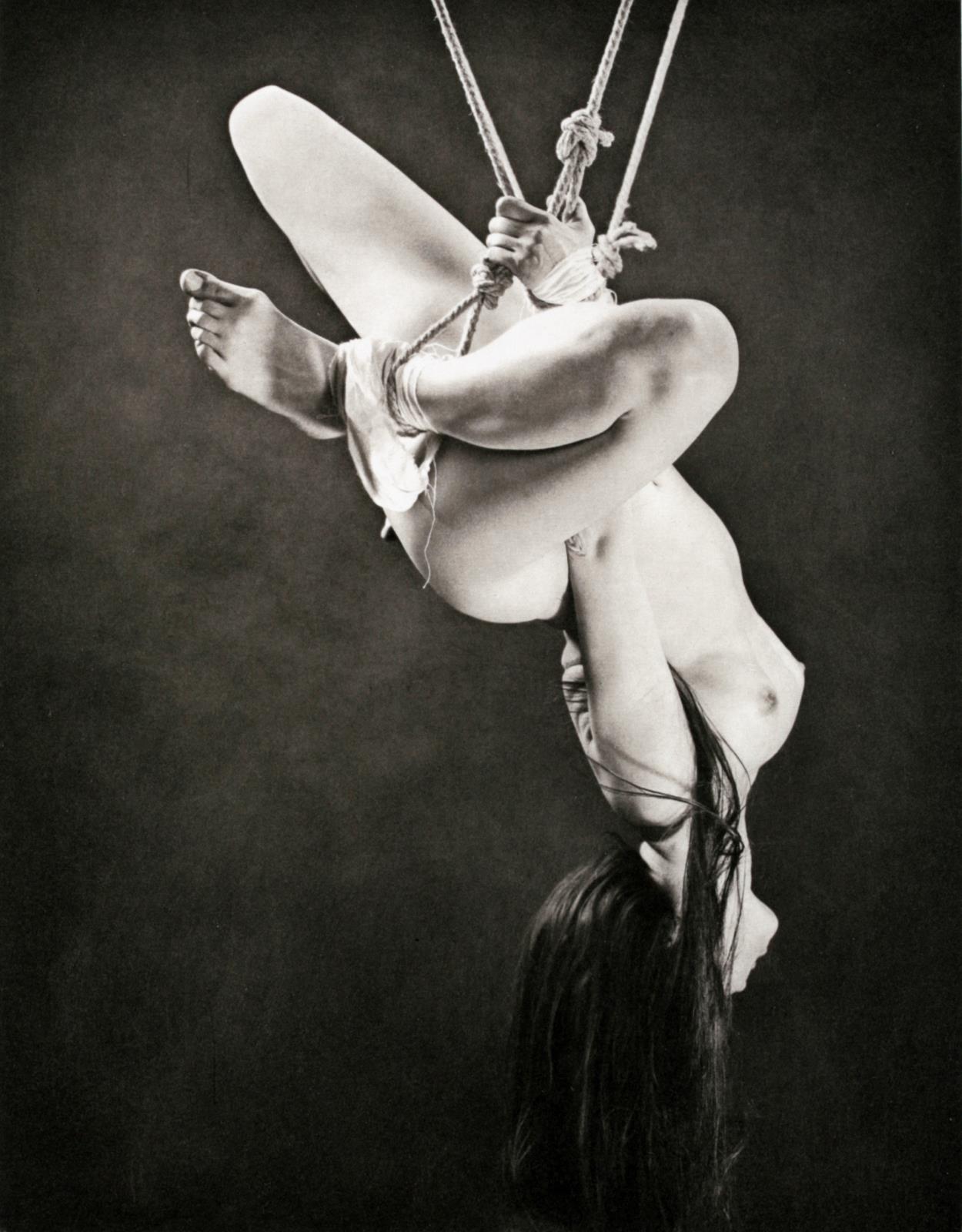 Hermann Försterling,
Am Seil,
03/1999,
Heliogravur auf Bütten,
23  cm x 30 cm,
Auflage: 8

