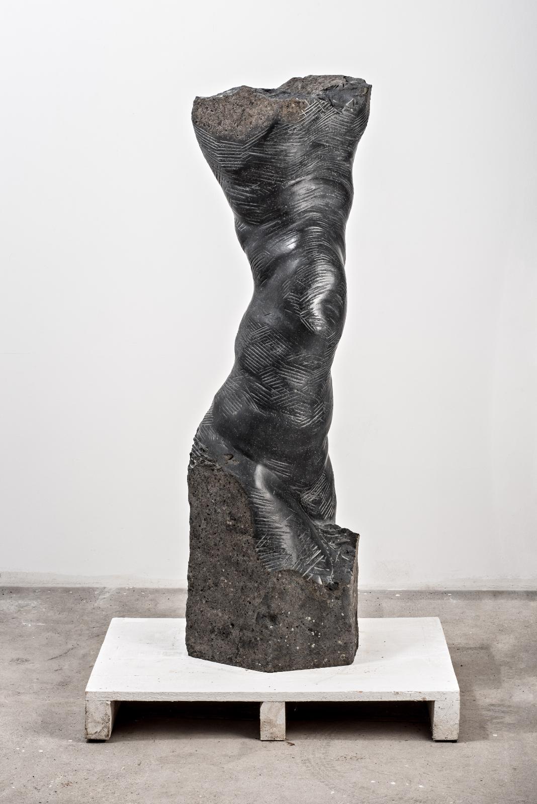 Christoph Traub, Körper,  Basalt, 147 x 40 x 45 cm, trc004ko