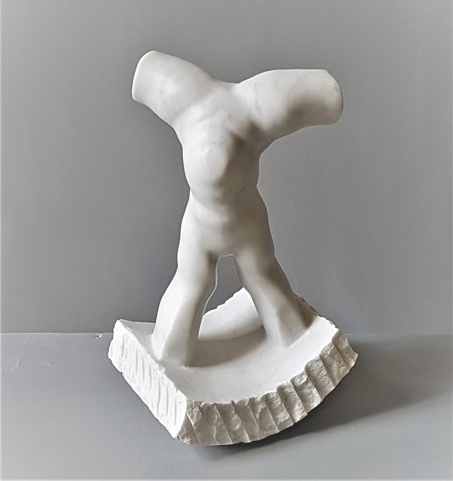 Christoph Traub, Balance, 2020, Marmor, 33 x 15 x 19 cm, trc023ko