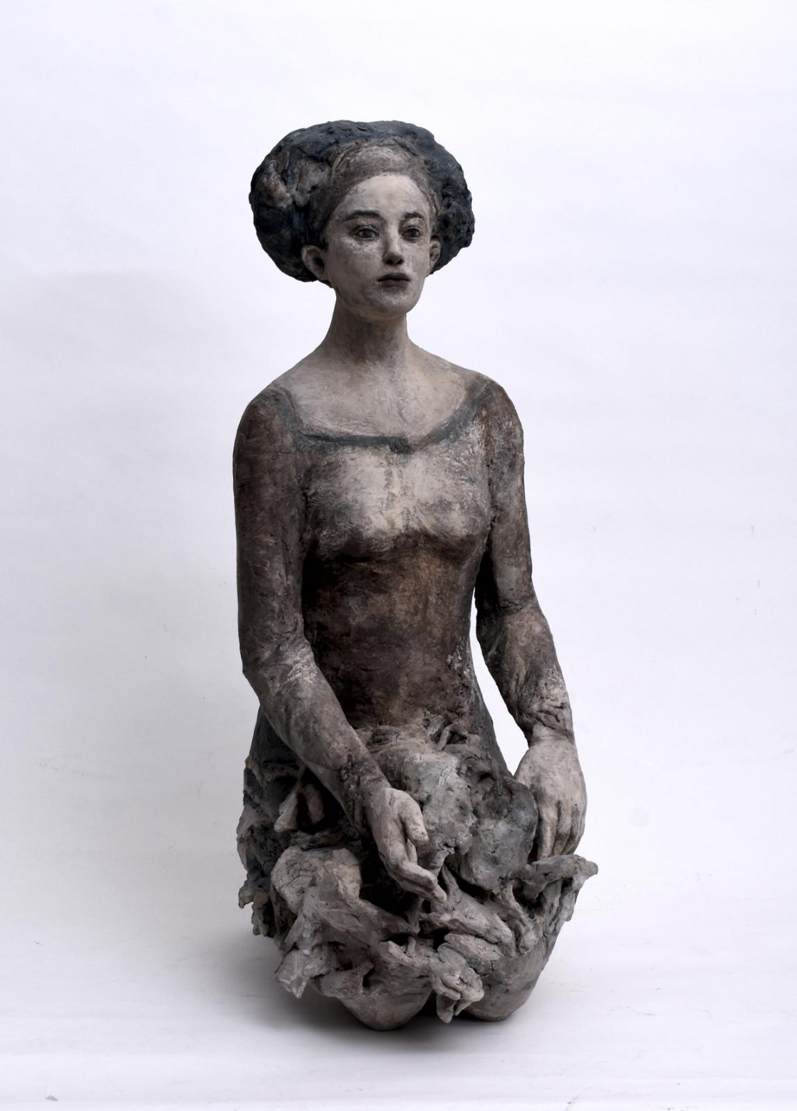 Silvia Siemes, Grosse Sitzende, 2019, Terrakotta, gebrannt, Höhe: 87 cm, sis002de