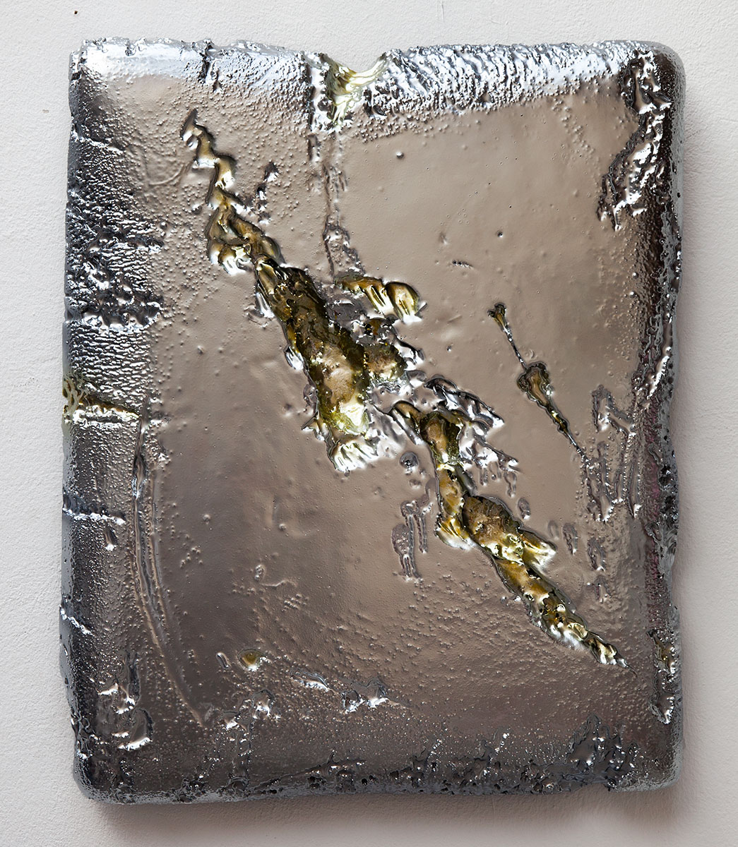 Ulrike Buhl, R3_20 (Einfall), 2020, Mixed Media/Effektlack/Spiegellack, 69 x 57 x 5 cm, buu018kü