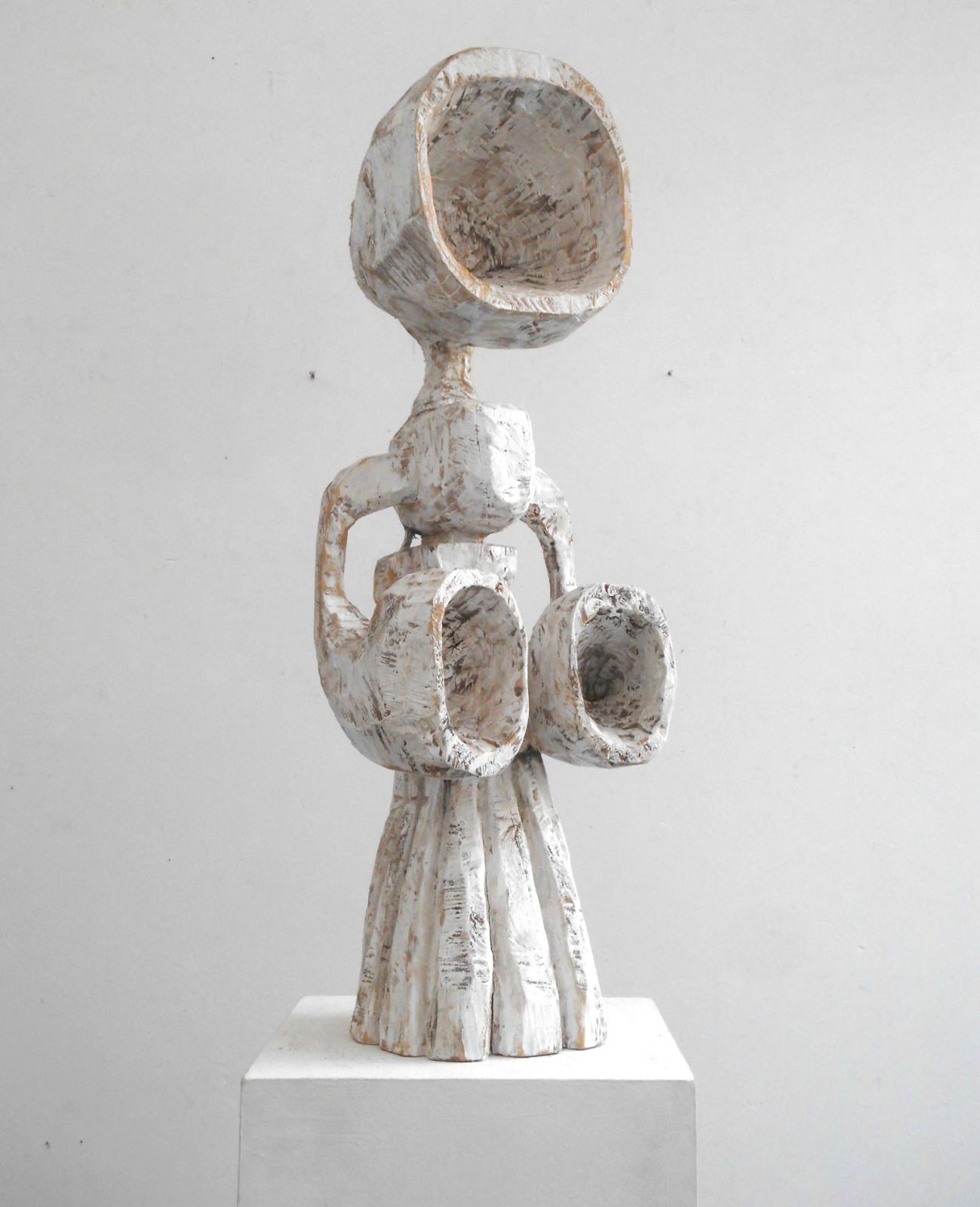 Klaus Hack, Ohrenmaschinistin, 2013, 2014, Pappel, weiß gefasst, 100,5 cm x 34,5 x 28 cm, Galerie Cyprian Brenner, LONGSTREET ARTSHOP